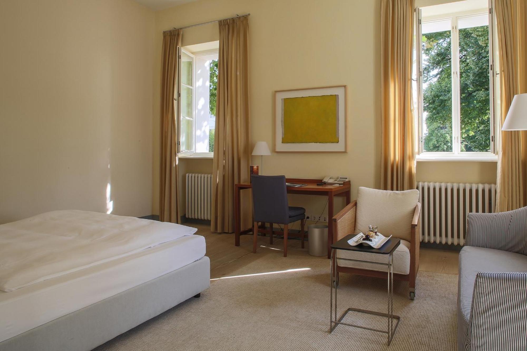 Hotel Schloss Neuhardenberg Rum bild